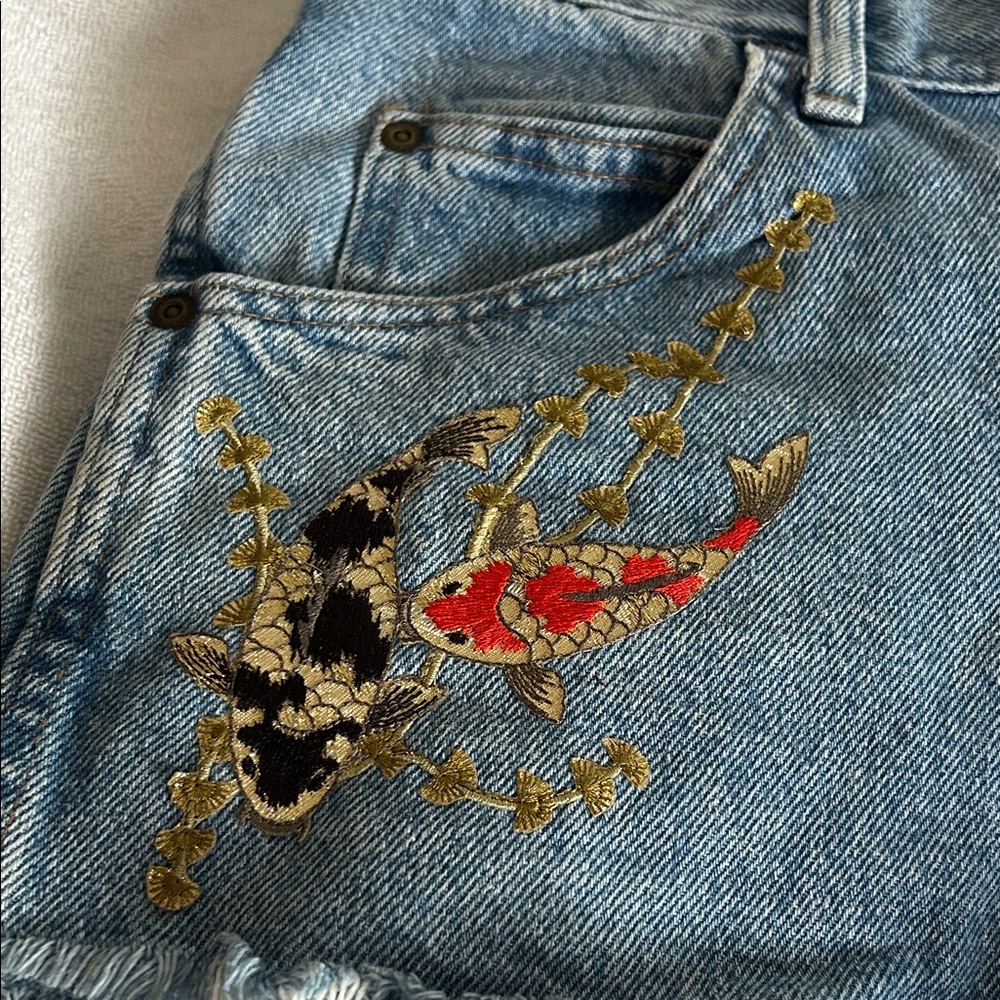Wrangler jeans Fabulous Customized Goldfish Denim Cutoff Shorts - Picture 3 of 11